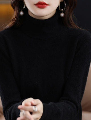 Women’s Cashmere-Blend Slim Turtleneck Jumper in Black
