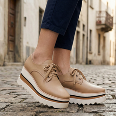Women’s Lace-Up Platform Oxford Shoes in Beige