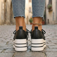 Women’s Lace-Up Platform Oxford Shoes
