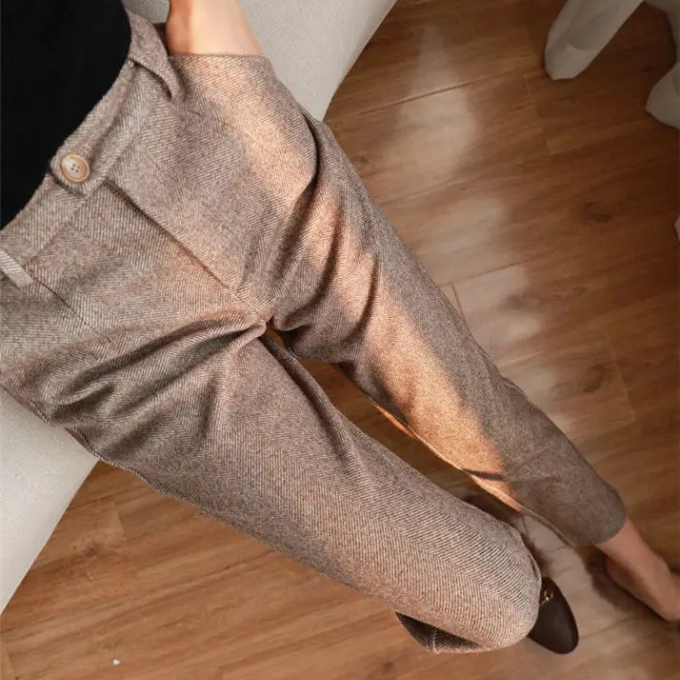 Men’s Tailored Herringbone Trousers