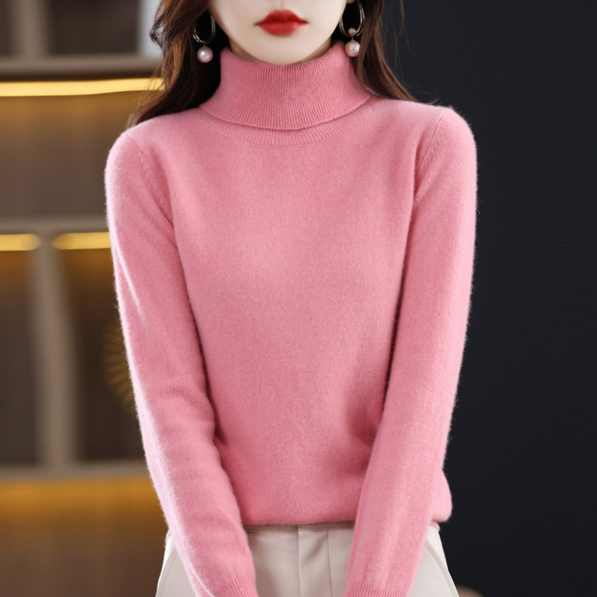 Women’s Cashmere-Blend Slim Turtleneck Jumper in Pink