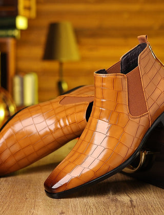 Men’s Croc-Textured Chelsea Boots in Light Brown