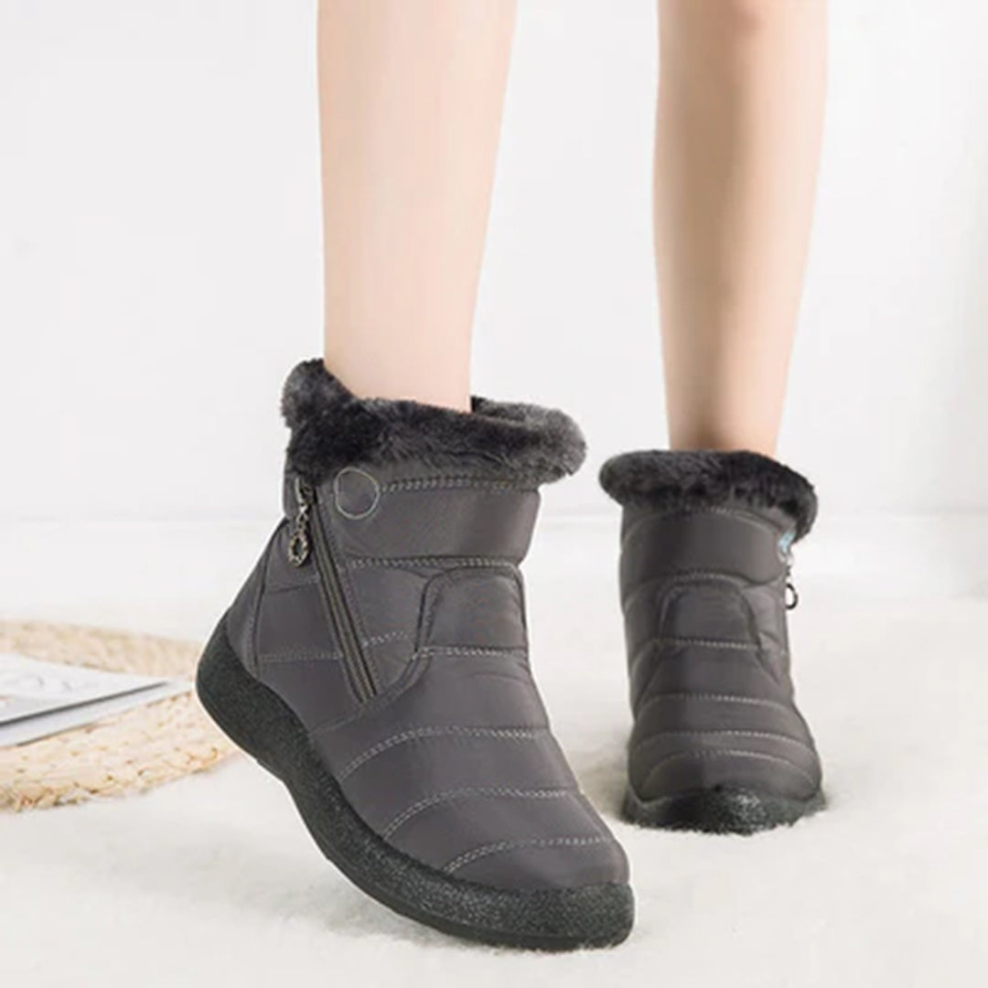 Women’s Fleece-Lined Snow Boots