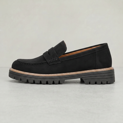 Women’s Suede-Style Penny Platform Loafers in Black