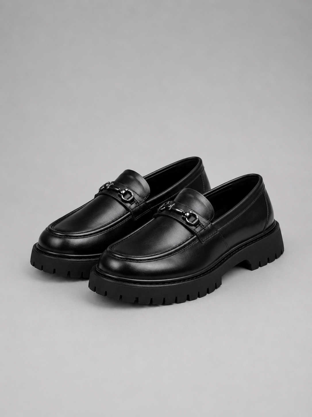 Men’s Leather-Look Horsebit Lug-Sole Loafers in Matt Black