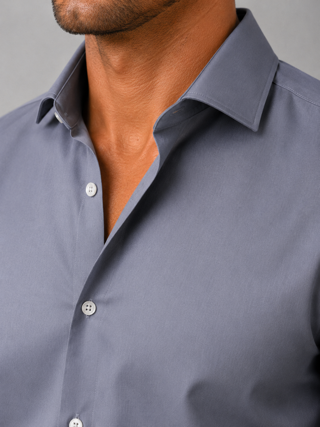 Men’s Slim-Fit Long-Sleeve Point-Collar Shirt