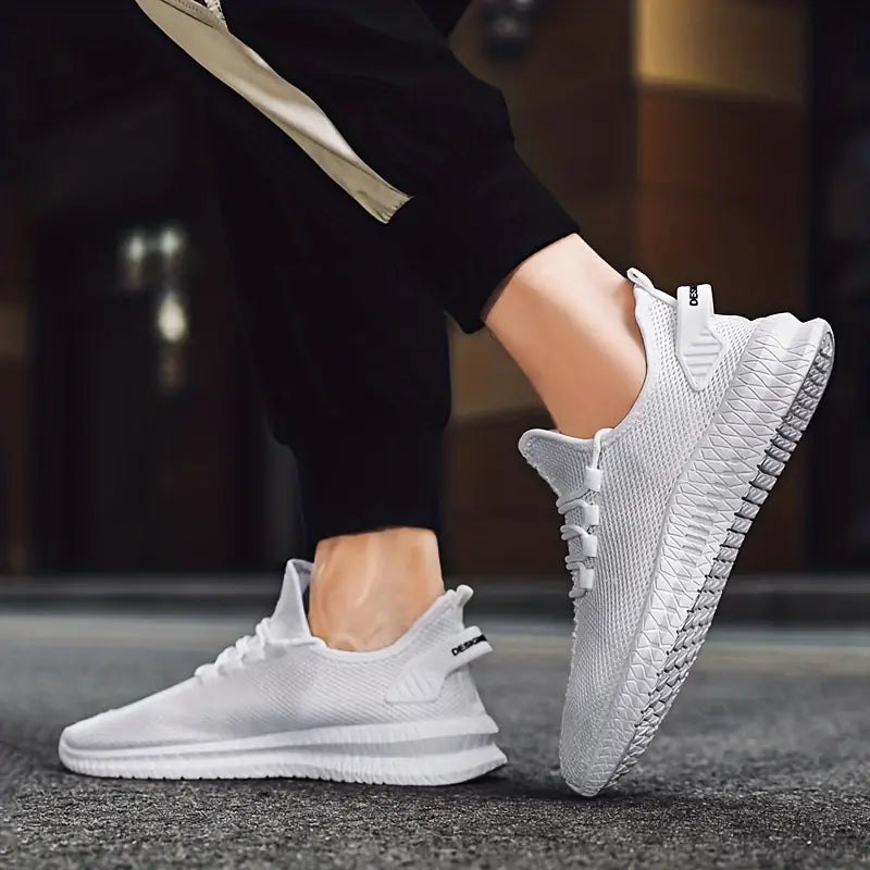 Men’s Mesh Lace-Up Running Trainers