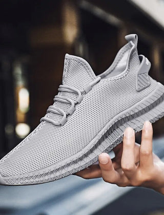 Men’s Mesh Lace-Up Running Trainers