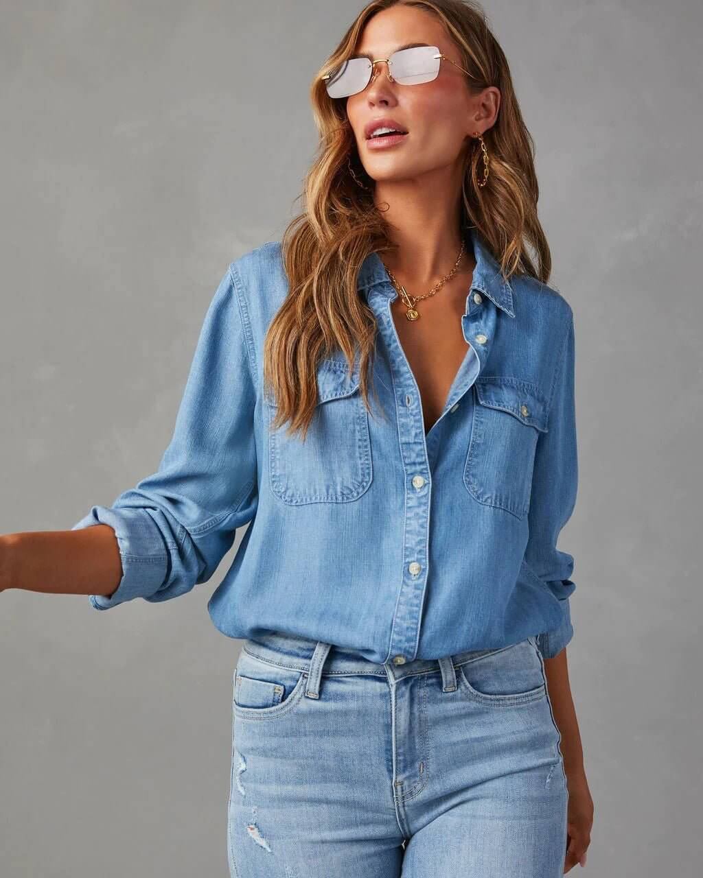 Women’s Long-Sleeve Denim Shirt