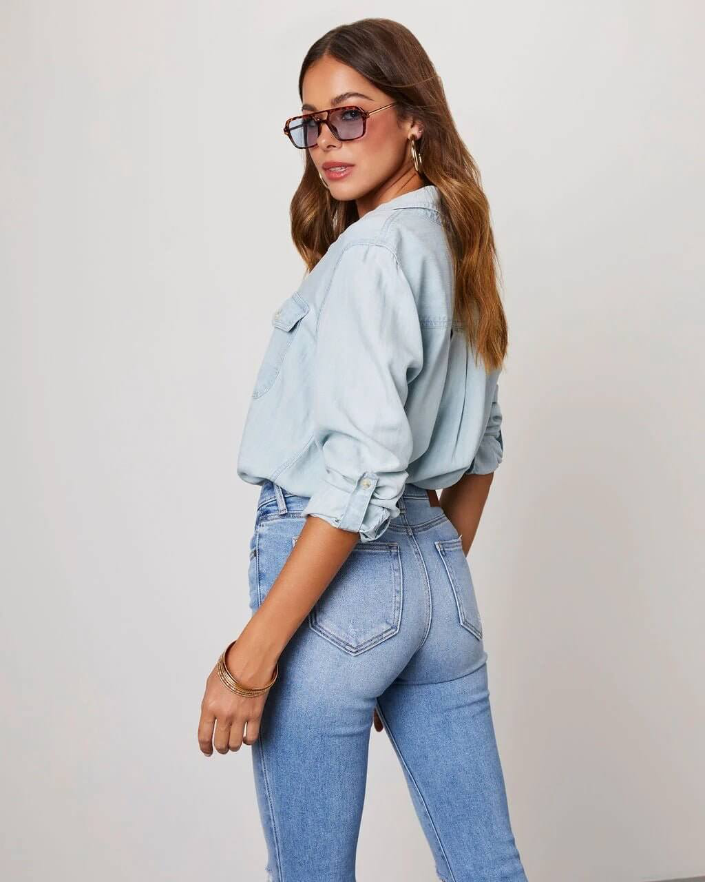 Women’s Long-Sleeve Denim Shirt