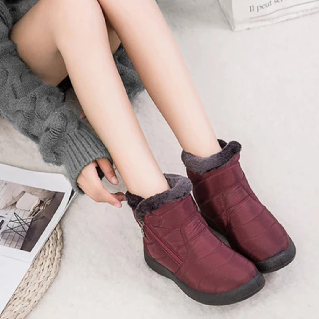 Women’s Fleece-Lined Snow Boots