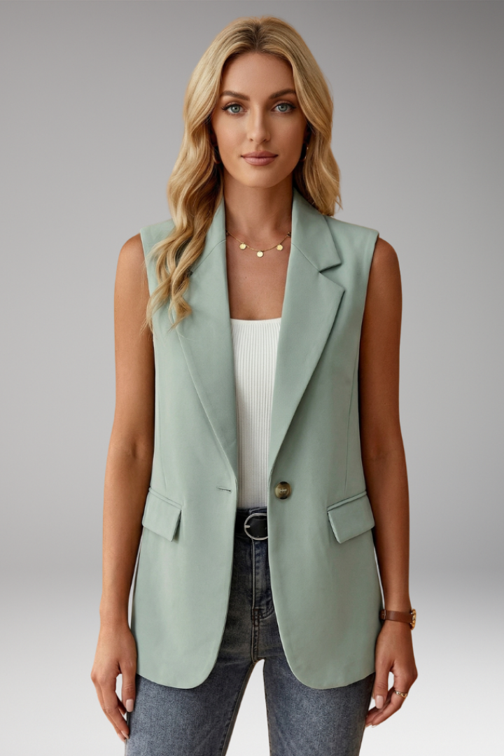 Women’s Sleeveless Notch Collar Blazer