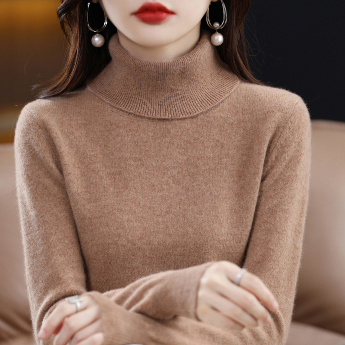 Women’s Cashmere-Blend Slim Turtleneck Jumper in Brown