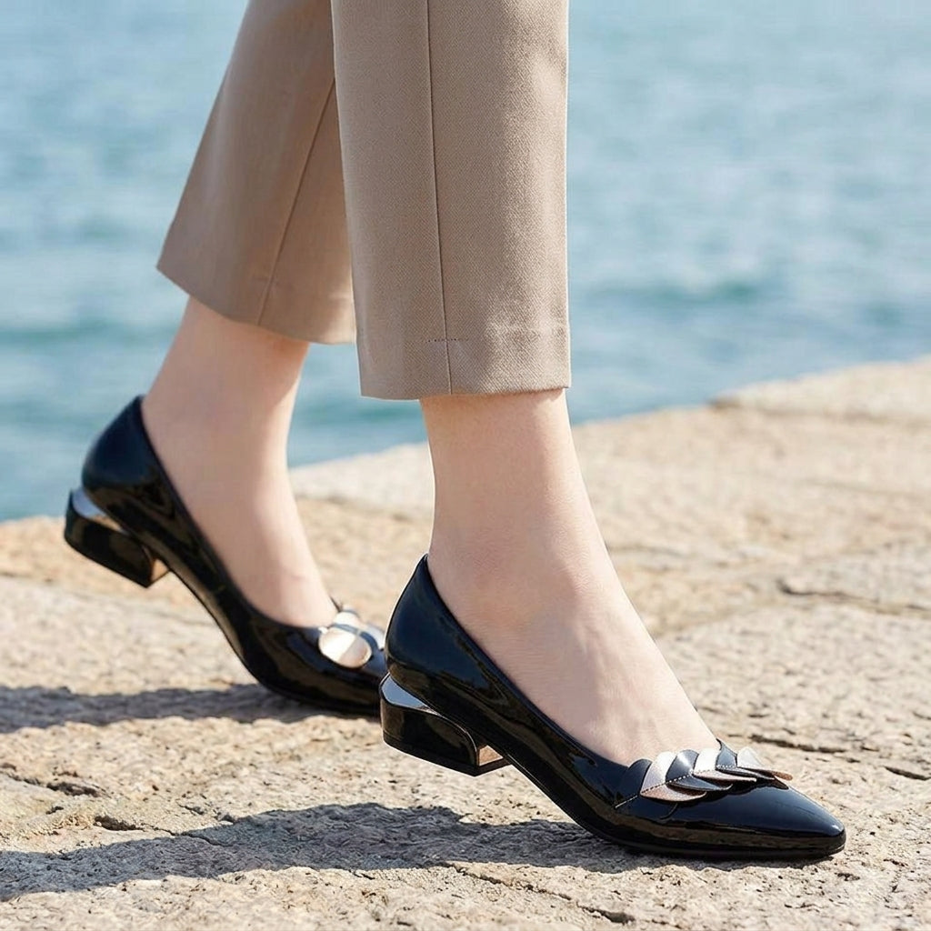 Women’s Layered-Vamp Pointed Low Block Heels in Black