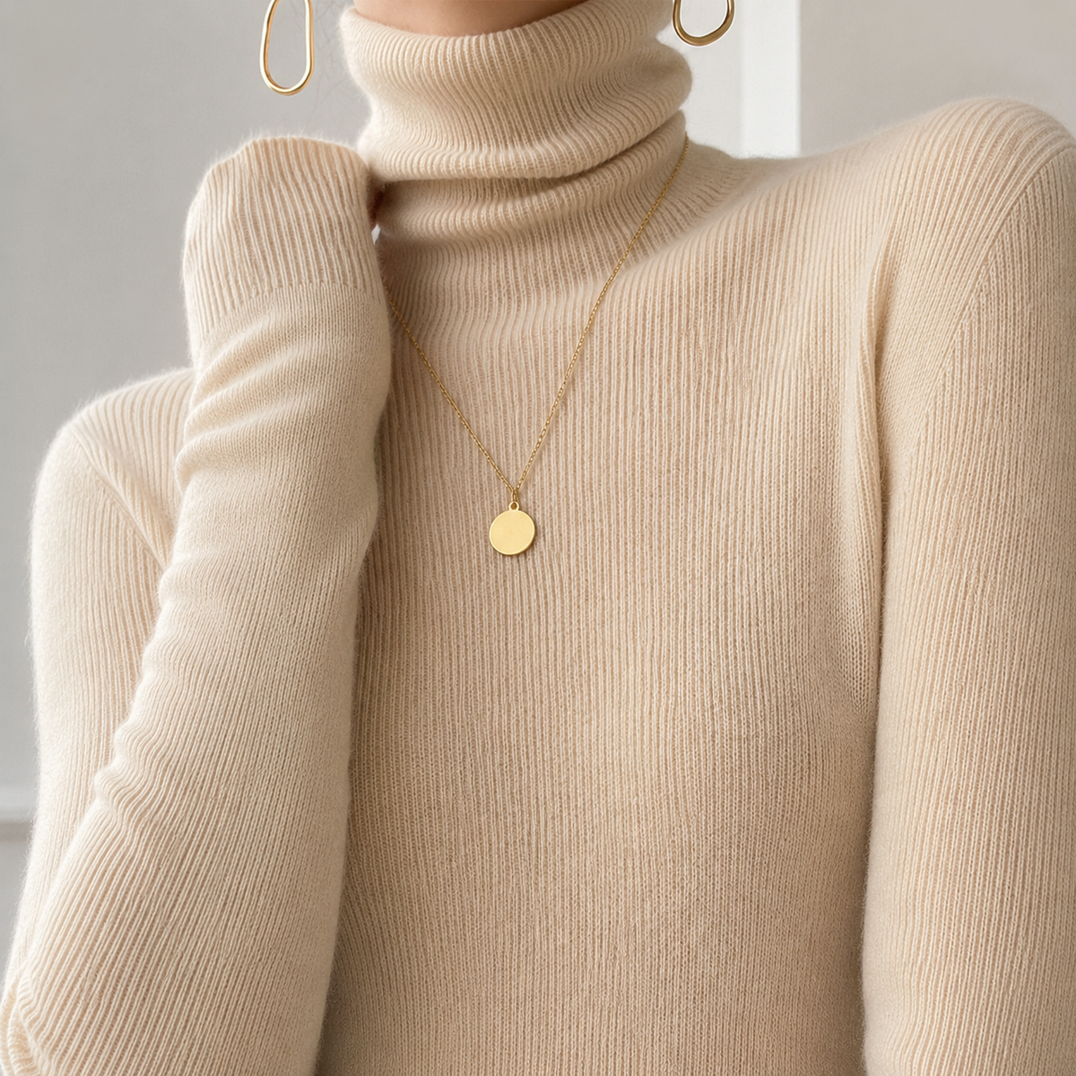 Women’s Fine-Rib Slim Turtleneck Jumper
