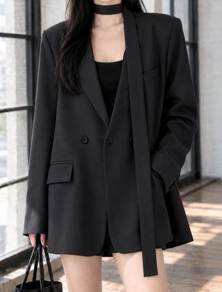 Women’s Longline Scarf-Collar Relaxed Blazer in Black