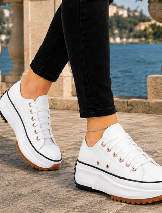 Women’s Toe-Cap Lace-Up Platform Trainers in White