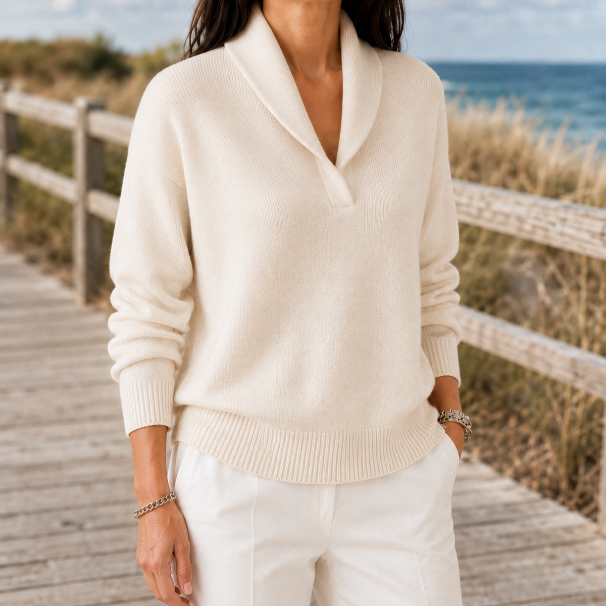 Women’s Fine-Knit Shawl-Collar Jumper in Cream