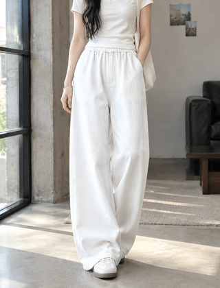 Women’s Elastic-Waist Full-Length Wide-Leg Denim Jeans in White