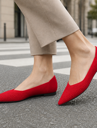Women’s Ribbed Pointed-Toe Low-Heel Courts in Red