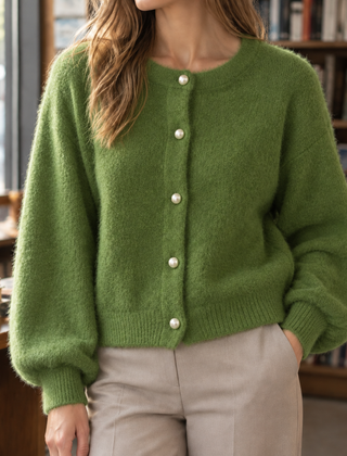 Women’s Pearl-Effect Button Knit Cardigan in Green