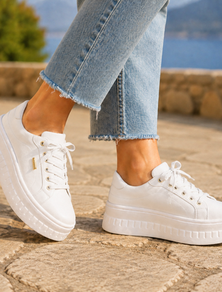 Women’s Lace-Up Chunky Platform Trainers in White