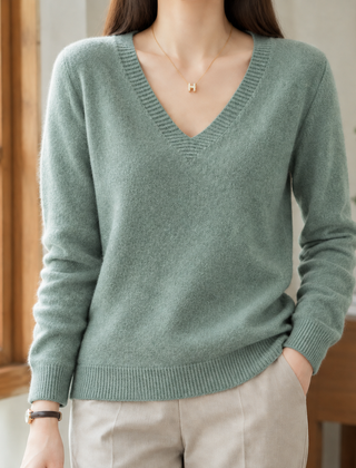 Evadne V Neck Women's Sweater - Grass Green