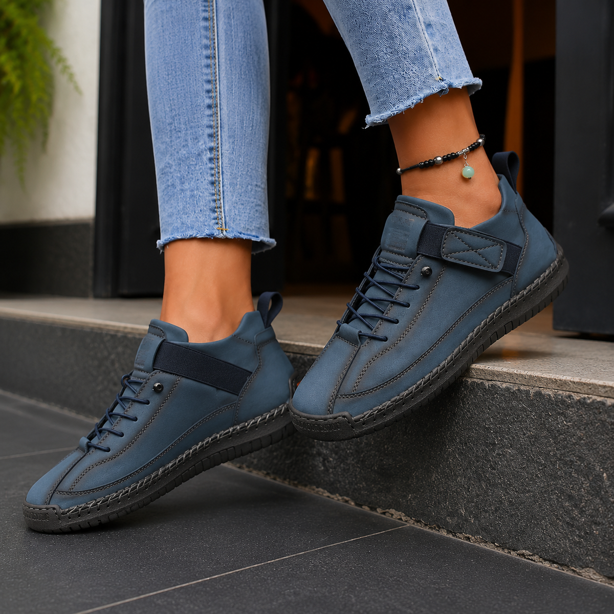 Women’s Strap-Fastening Elastic-Lace Casual Trainers in Dark Blue