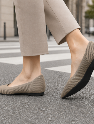 Women’s Ribbed Pointed-Toe Low-Heel Courts in Khaki