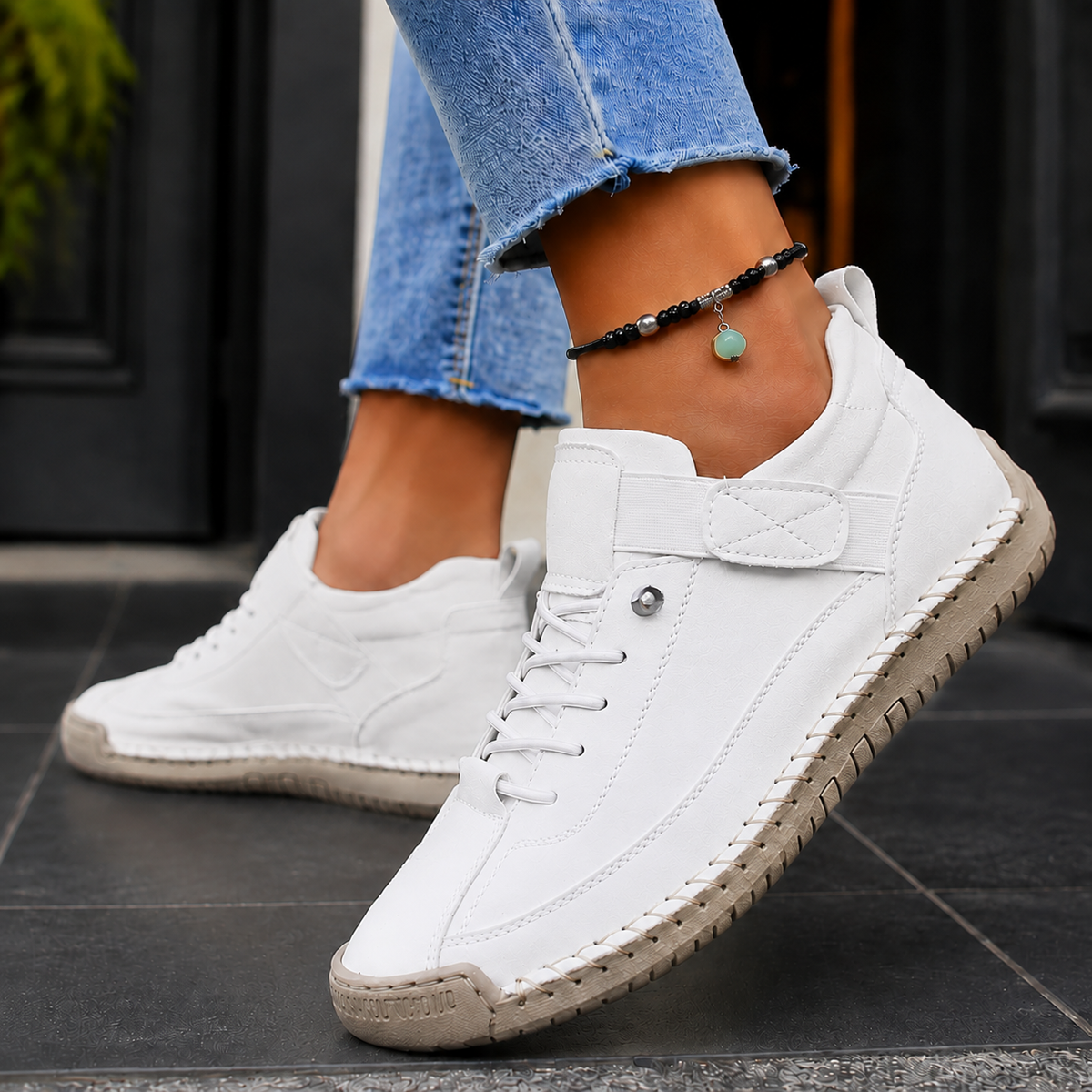 Women’s Strap-Fastening Elastic-Lace Casual Trainers in White