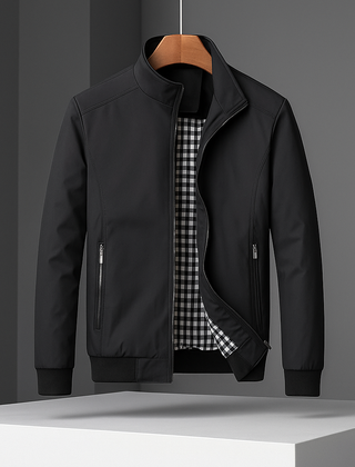 Men’s Lightly Insulated Zip-Pocket Jacket in Black