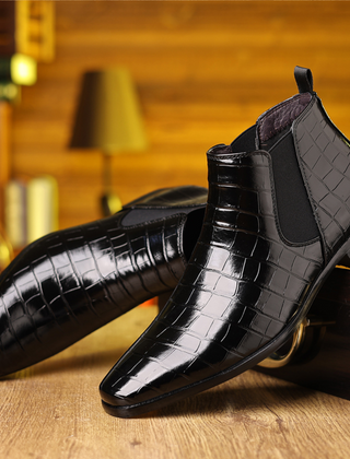 Men’s Croc-Textured Chelsea Boots in Black