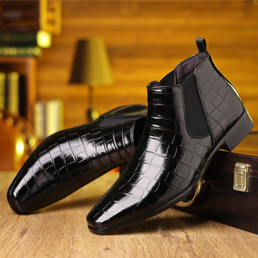 Men’s Croc-Textured Chelsea Boots in Black